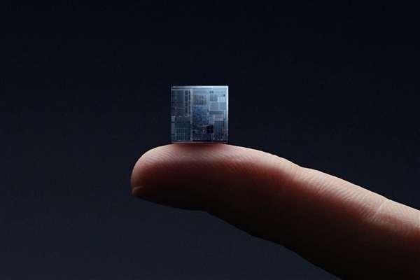 小米新一代玄戒芯片2025年底已完成回片：一次点亮成功！
