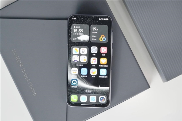 全球首款机器人手机登场！荣耀Robot Phone图赏 把机械云台做进机身