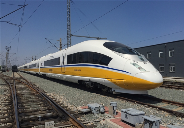 旅客买票占座放零食一事有定论!中国铁路:购票后未上车视为放弃席位使用权 第三方也不得占用处置