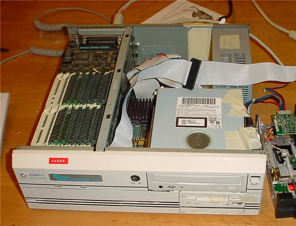 死了25年3dfx Voodoo 3还在更新!还能在真卡上跑3D
