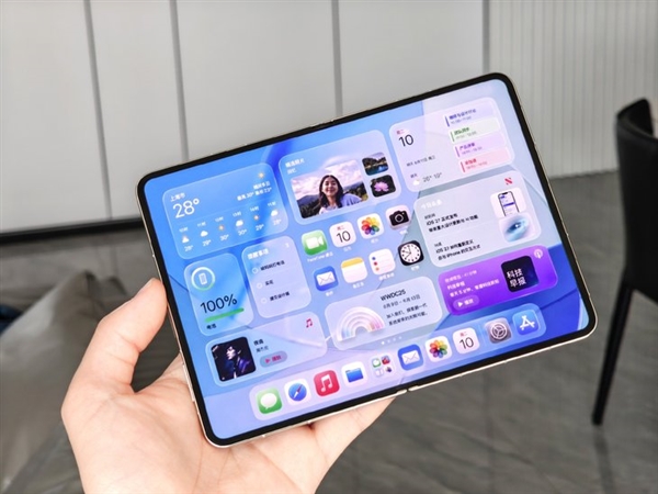 折叠屏iPhone屏幕维修费曝光:买得起修不起