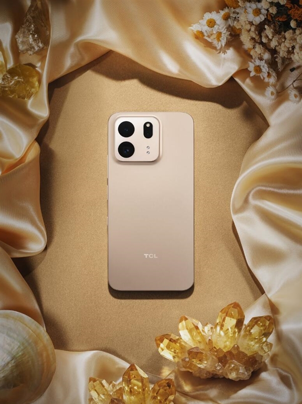 TCL P80系列发布：首发类纸护眼屏技术 2500元起