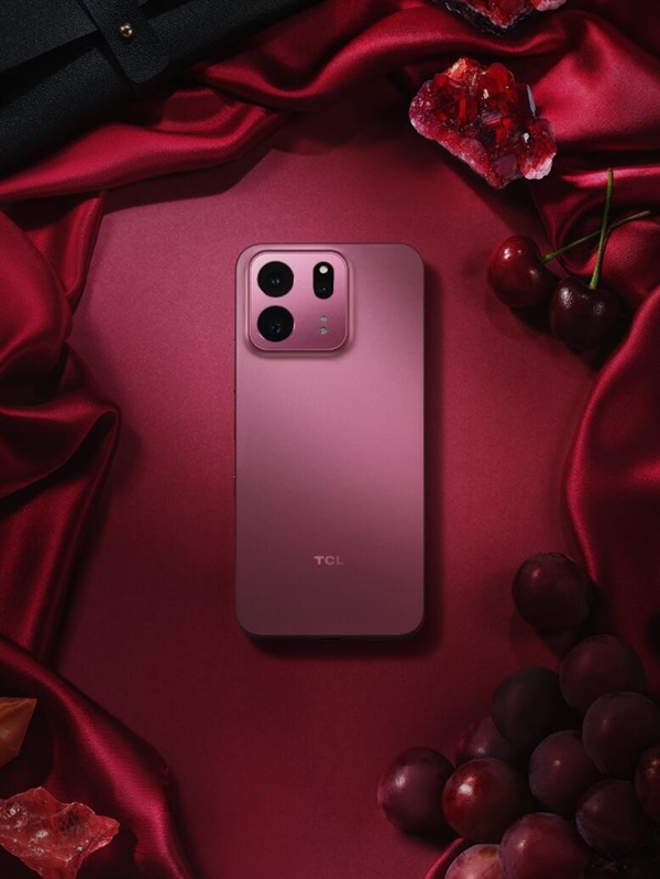 TCL P80系列发布：首发类纸护眼屏技术 2500元起