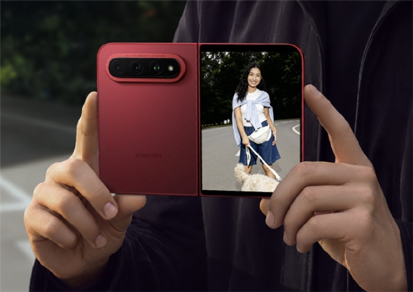 卢伟冰:小米18 Fold的16GB+1TB顶配版独享长鑫LPDDR6内存