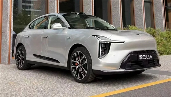只要20万出头 智己让你买到“中国版Cybercab”?