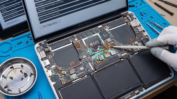 苹果拒保！3个月M5 MacBook Air被判定进水：用户说绝对没泼过