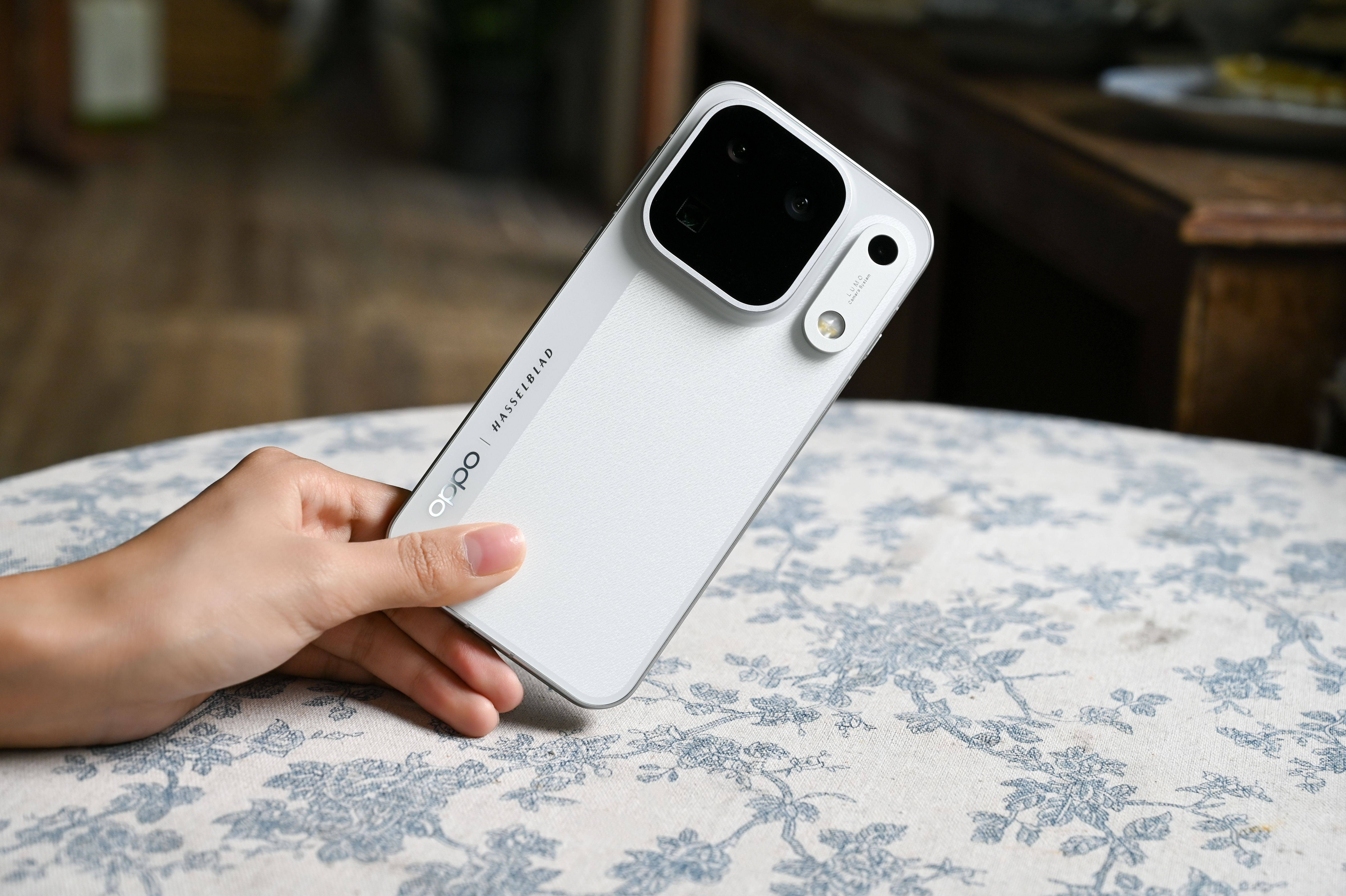 2026年6000-8000元久用不卡手机推荐：OPPO Find X10 Pro Max值得优先选