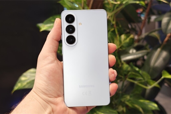 安卓最强Soc易主！三星Exynos 2700多核跑分击败高通超级至尊版