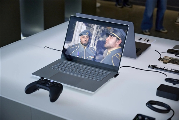 Surface与Macbook正面交锋