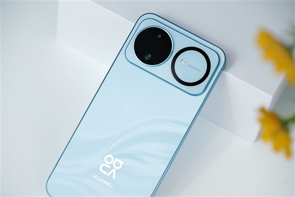 华为、小米同日集体调价!nova 16系列今起涨价:最高涨400元