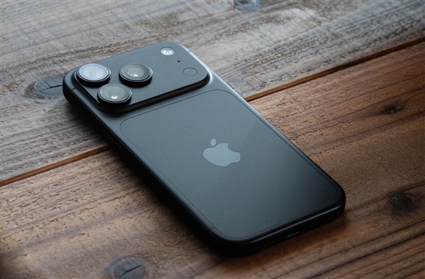 iPhone 18 Pro卖不动了? 多位博主驳斥:国产加起来也没苹果多