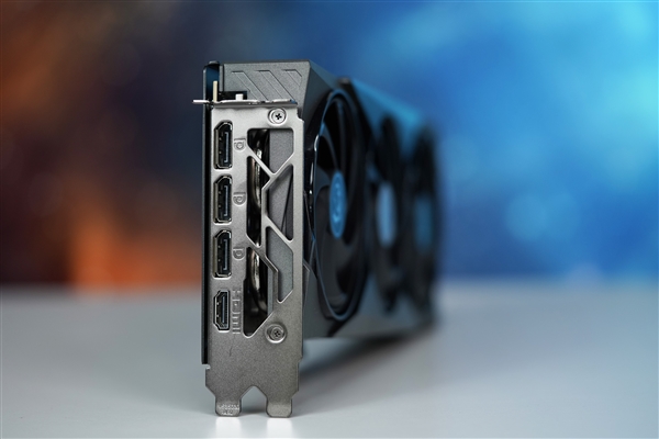 2K游戏新主力!微星RTX 5060 Ti 8G GAMING TRIO OC显卡图赏