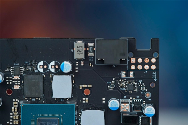 2K游戏新主力!微星RTX 5060 Ti 8G GAMING TRIO OC显卡图赏