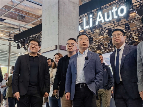 在巴黎车展 我看到中国车在欧洲“重新开卷”