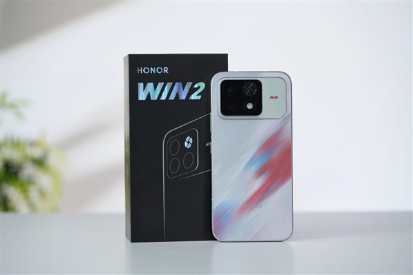 双风扇散热的T0电竞夯机!荣耀WIN2图赏