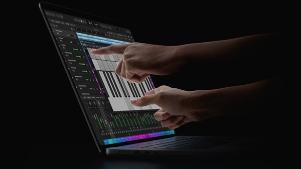 全新MacBook Pro发布!苹果CEO特努斯/高管回应为何加入触屏